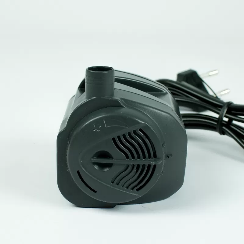 Bomba de fuente Sicce Multi 800 con toma tierra