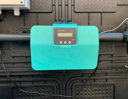 Grâce à la possibilité d'une installation compacte, cet équipement est le plus adapté à l'installation dans des hangars ou des locaux à l'espace limité.