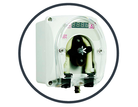 Vantaggi della clorazione a sale. È necessario solo il sale. Evita le irritazioni. Niente più prodotti chimici. Manutenzione ridotta.